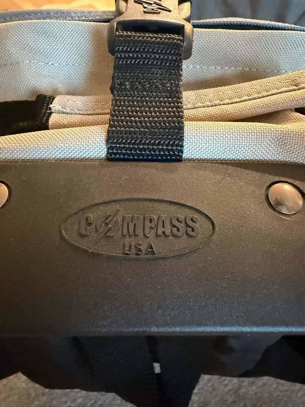 Compass USA Rolling Backpack Size 18